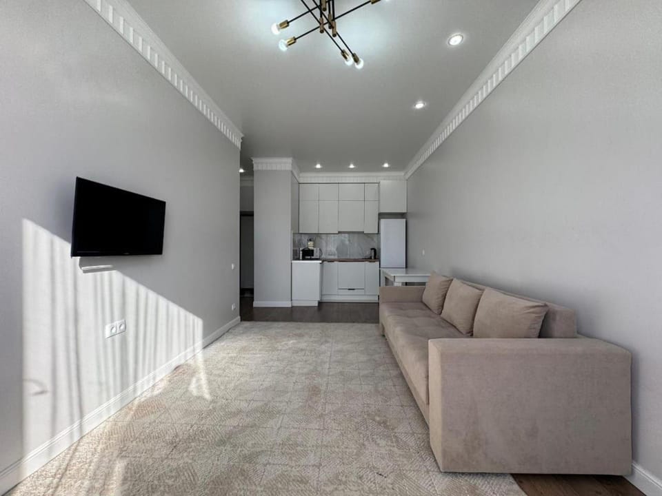 TV and multimedia, Kitchen or kitchenette, Seating area