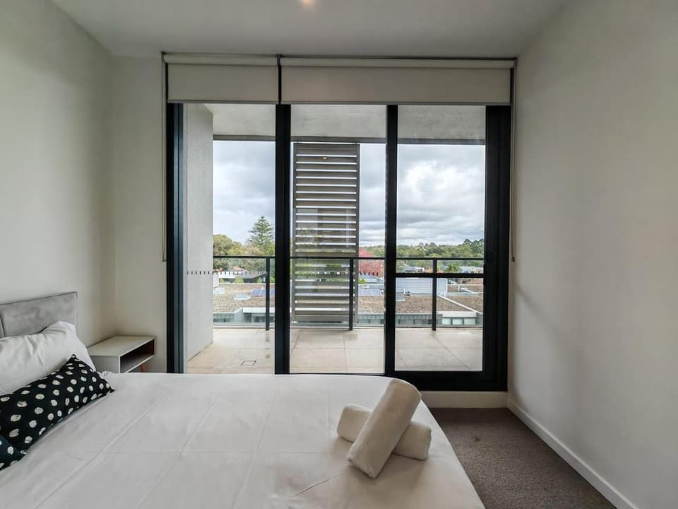 Bed, View (from property/room), Balcony/Terrace, Photo of the whole room, Bedroom, towels