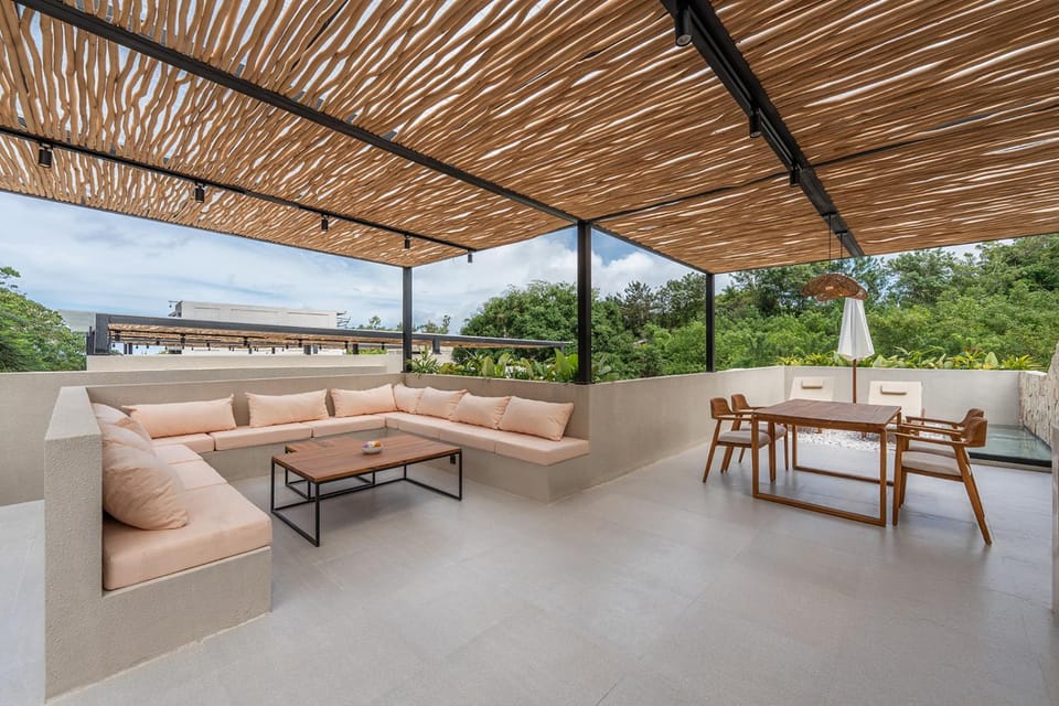 Patio, Balcony/Terrace