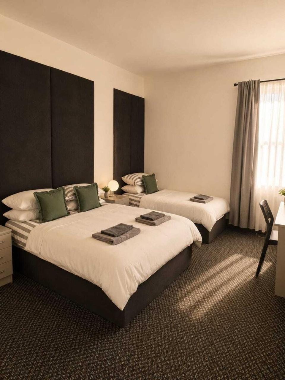 Photo of the whole room, Bedroom