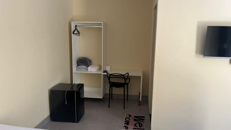View (from property/room), minibar, towels