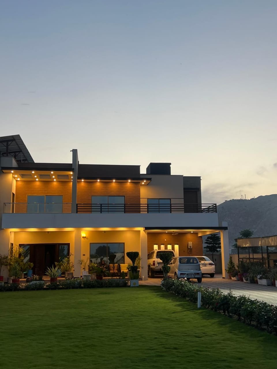 Property building, Sunrise