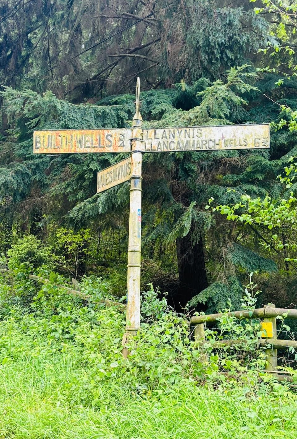 Lodge No 7 - Caer Beris Holiday Park House in Wales
