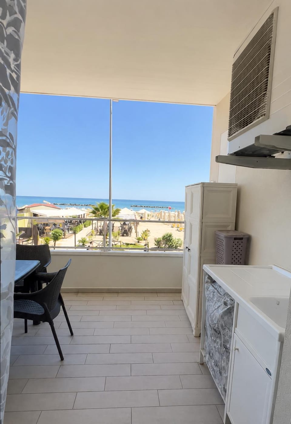 Balcony/Terrace, Balcony/Terrace, Sea view, Sea view, washing machine, washing machine