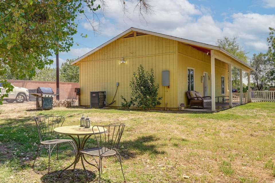 Private Acreage, Pet-Friendly Yard! Gilbert Haven House in Gilbert