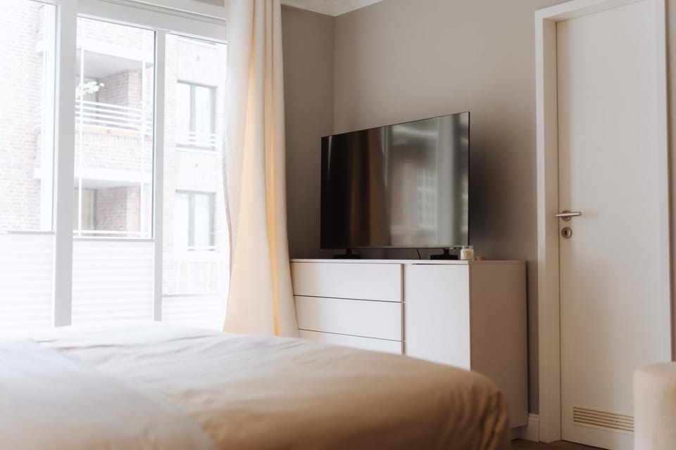 TV and multimedia, Photo of the whole room, Evening entertainment, wardrobe