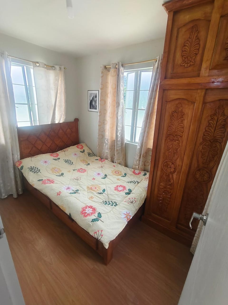 El Meson De Ecko Vacation House House in Subic