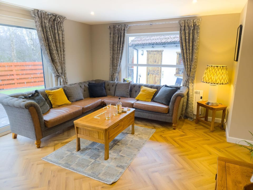 Communal lounge/ TV room, Living room