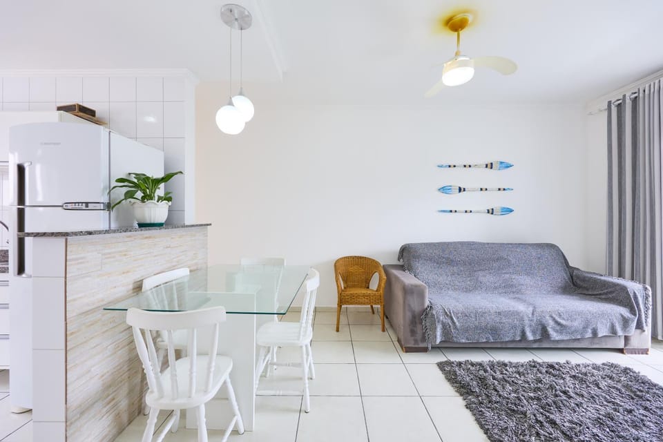 Communal lounge/ TV room, TV and multimedia, Kitchen or kitchenette, Dining area