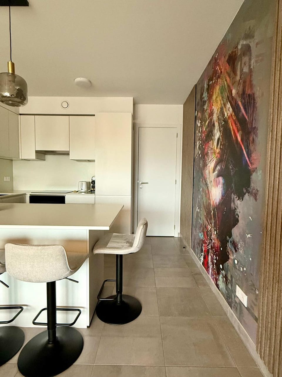 Cosy and Modern 1Bed Apartment & Gare du Midi City Dox Apartment in Brussels