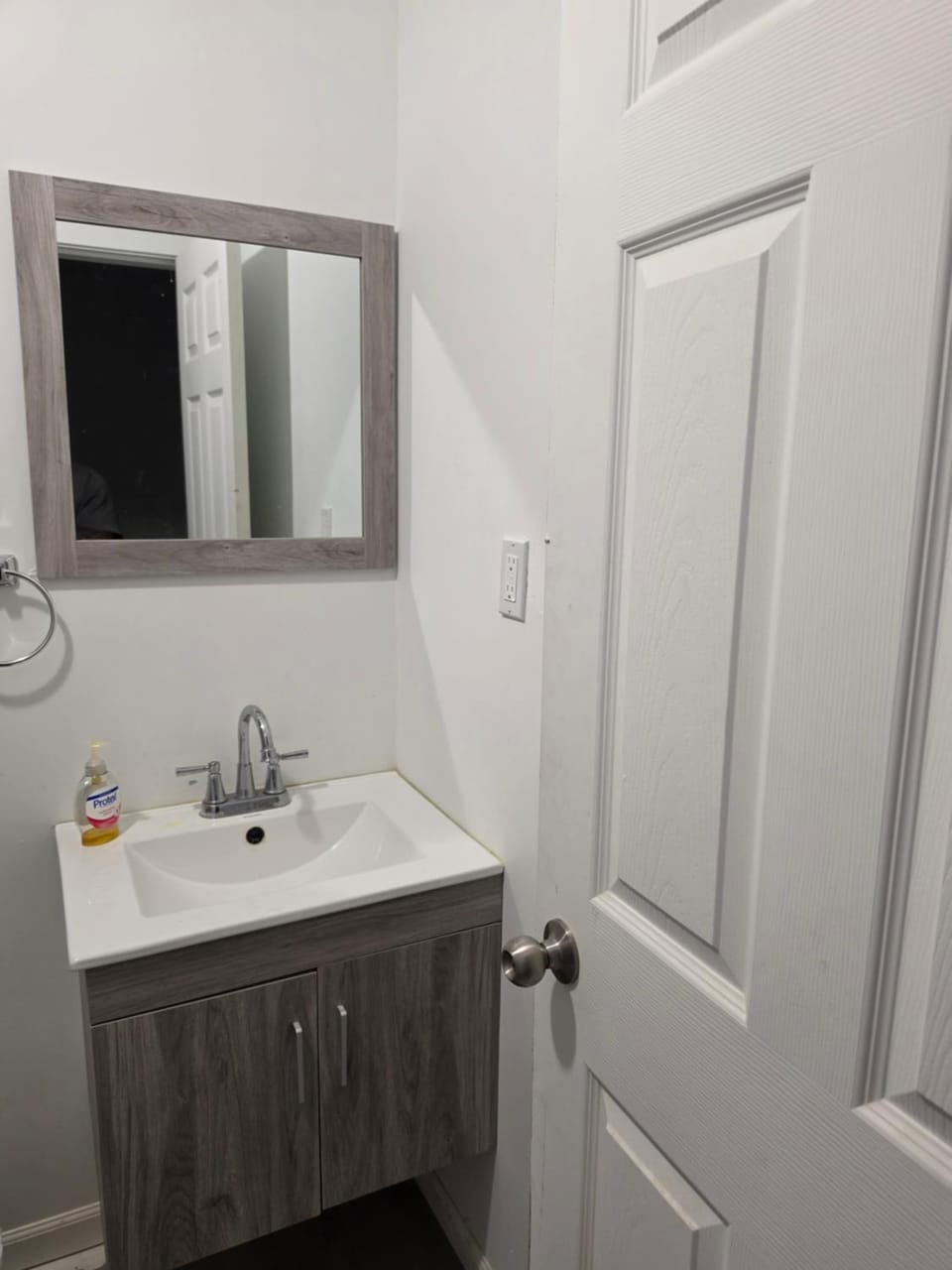 Affordable Stays at Quisqueya Room 9 3rd Floor Vacation rental in San Juan