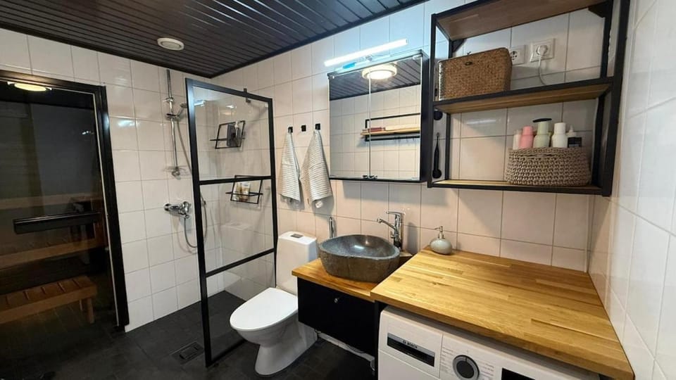 Airport Penthouse Apartment in Helsinki
