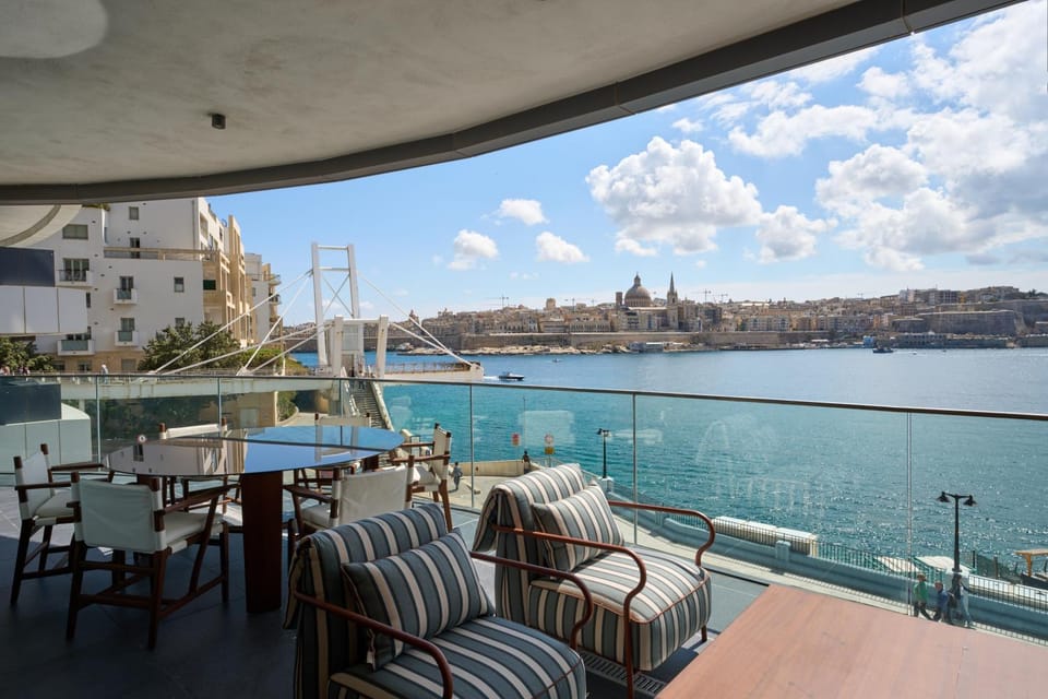 Nearby landmark, View (from property/room), Balcony/Terrace, Sea view