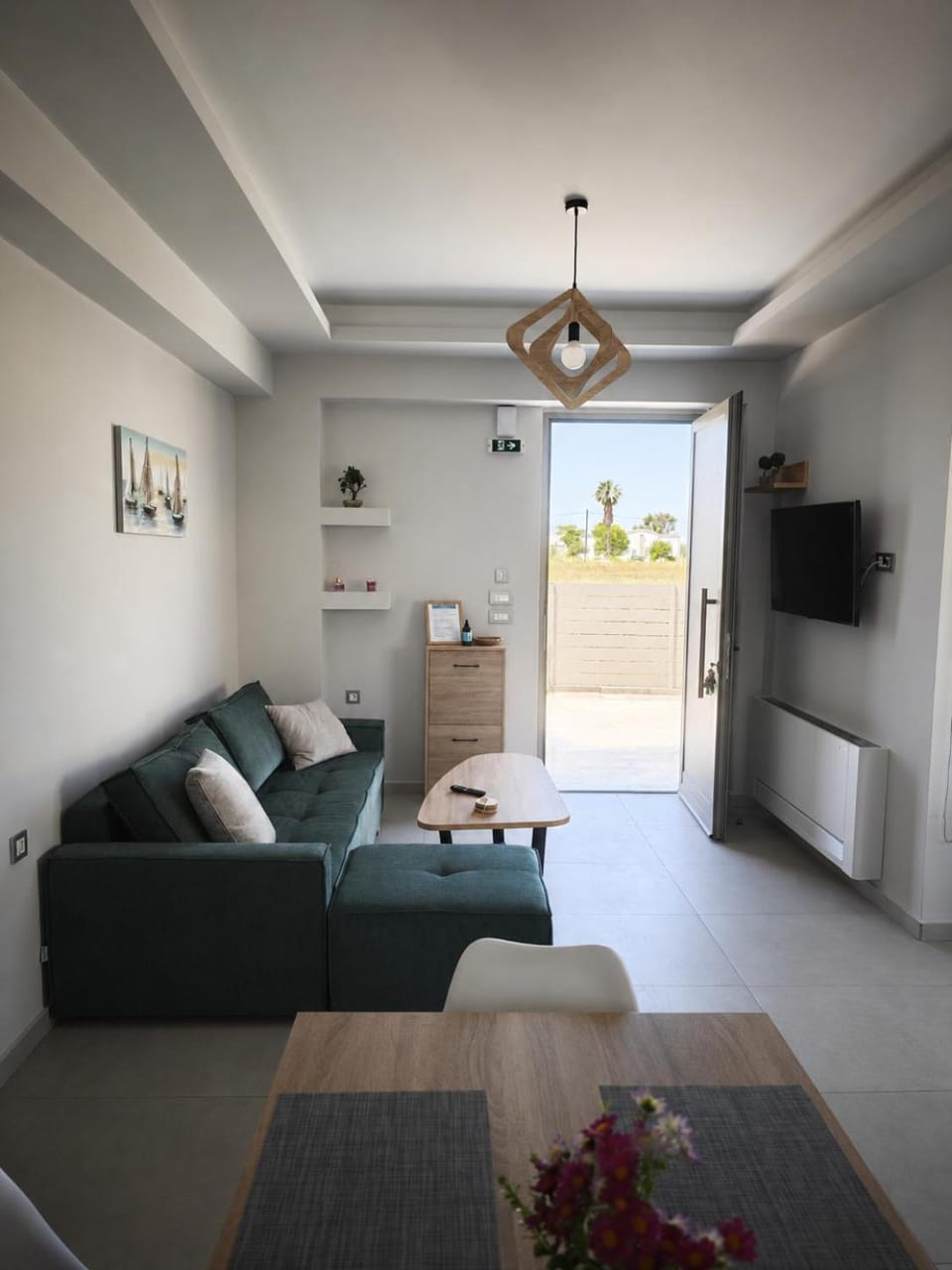 Salt & Light House House in Tigaki