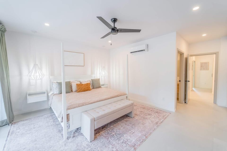 Elegant NEW 3BR Villa with Pool Walk to Beach House in Saint James