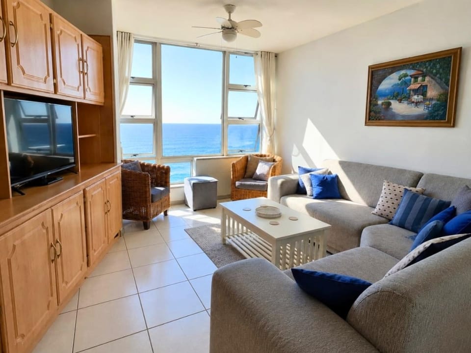TV and multimedia, Living room, Seating area, Sea view