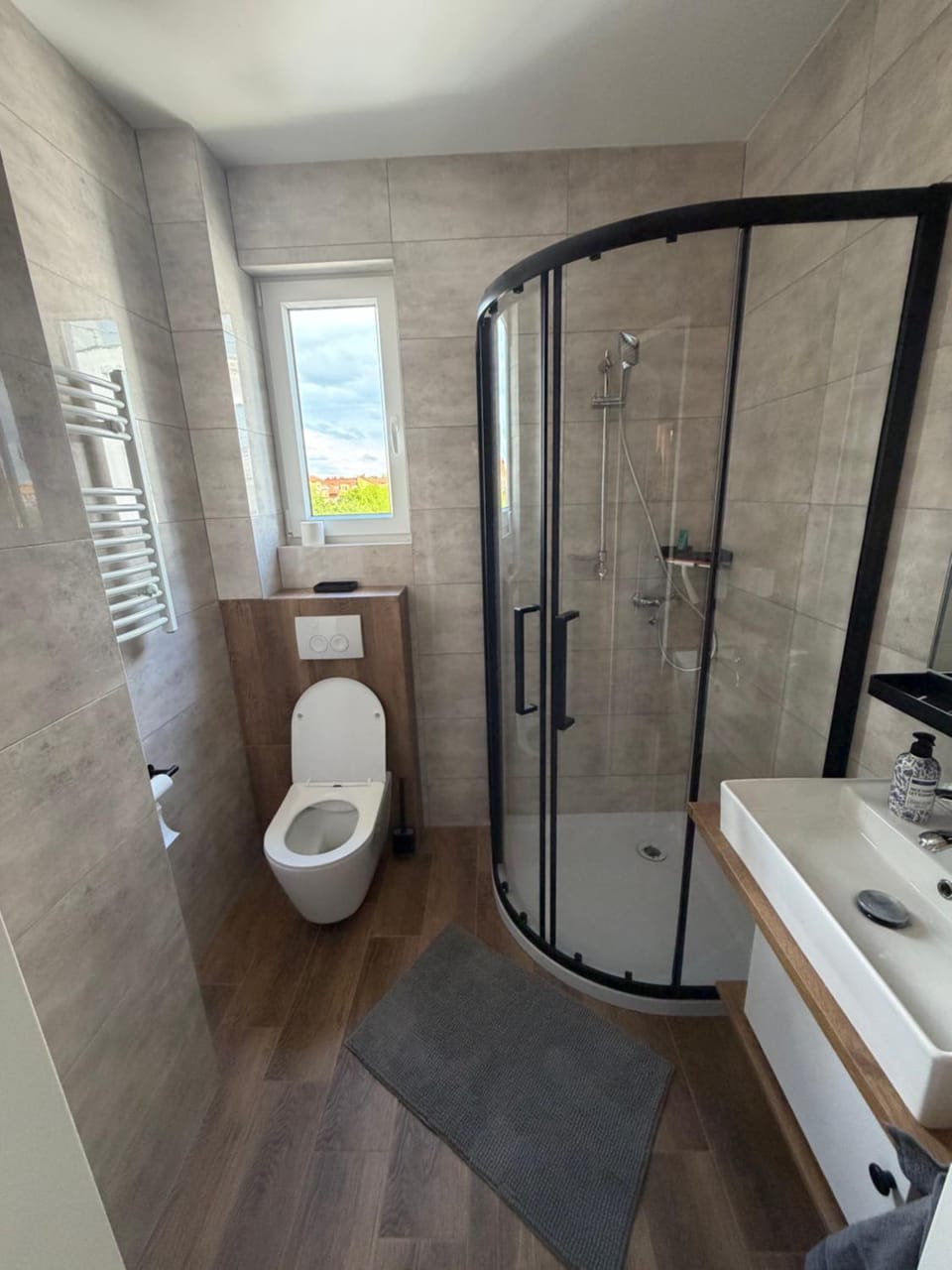 Studio 14 Borowska 268 parking Apartment in Wroclaw