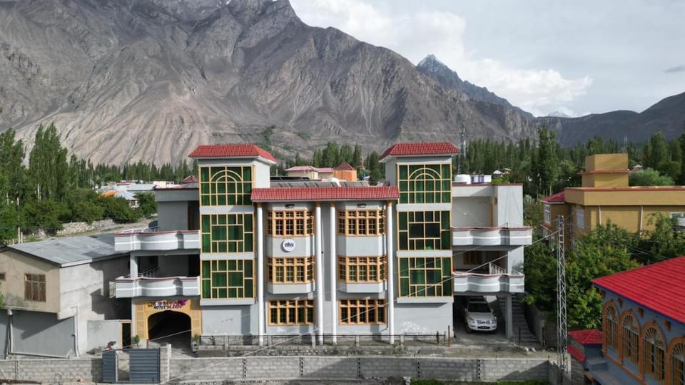 Property building, Day, Natural landscape, Mountain view