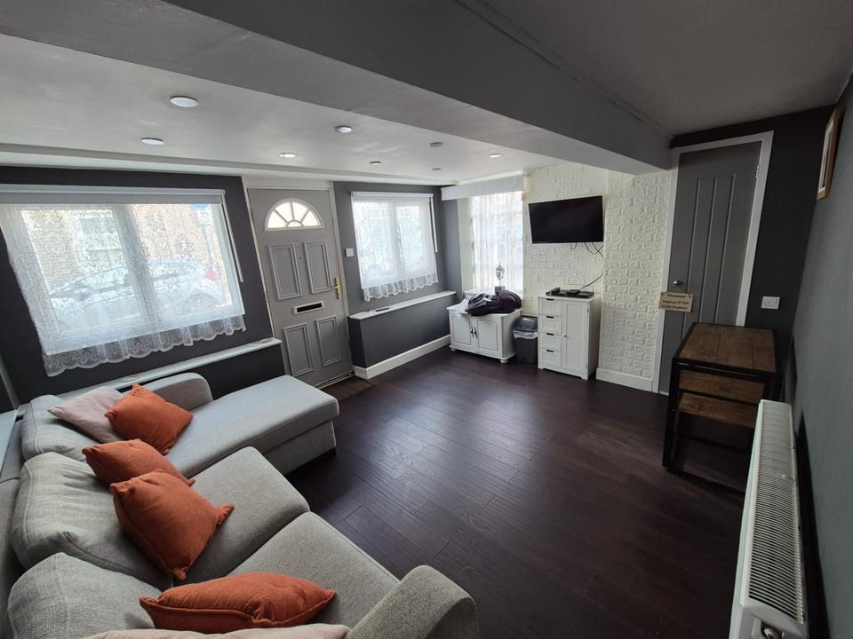 Ground floor 1 bed flat Apartment in Weymouth