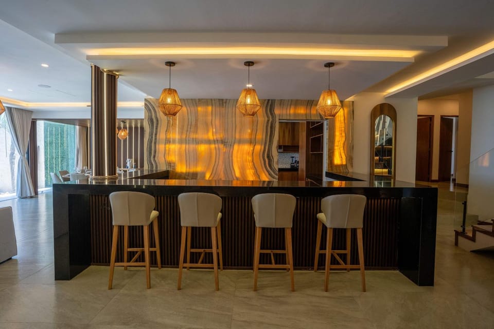 Villa Magdalena - 7BR - Oceanfront with Heated Pool Villa in Cancun
