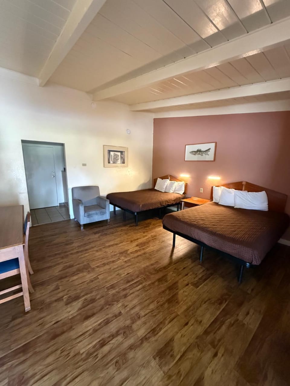 Oroville Value Suites Hotel in Oroville