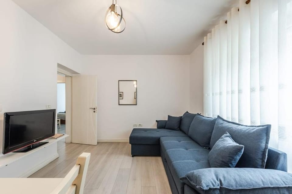 22Bs New Bazaar Apartment in Tirana