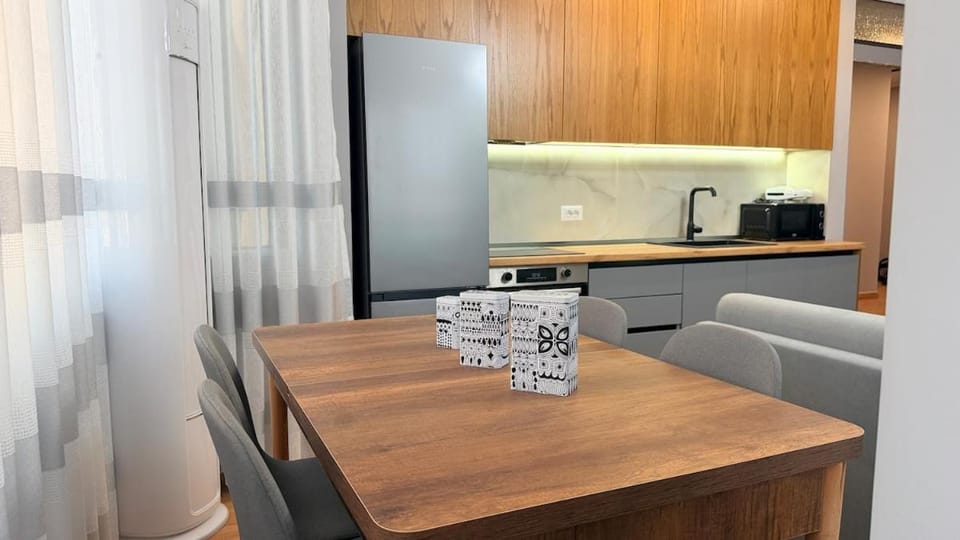 16Bs New Bazaar Apartment in Tirana