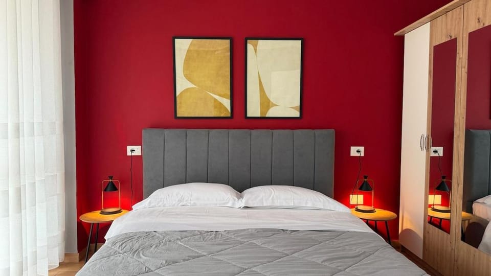 16Bs New Bazaar Apartment in Tirana