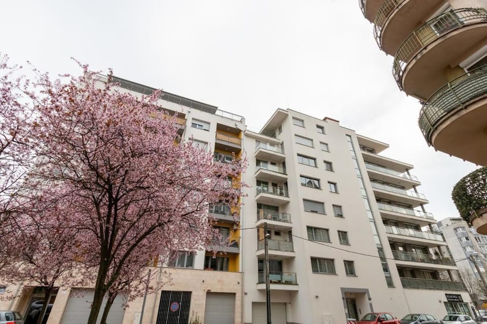 Balcony - New & Stylish Home Apartment in Budapest