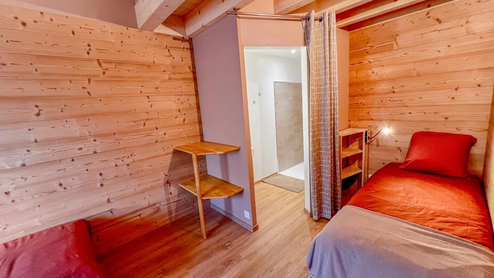 Chalet Quiétude, Neuf 2026, 17 pers, Spa & Ciné Chalet in Bolquère