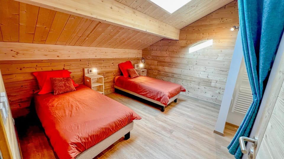 Chalet Quiétude, Neuf 2026, 17 pers, Spa & Ciné Chalet in Bolquère