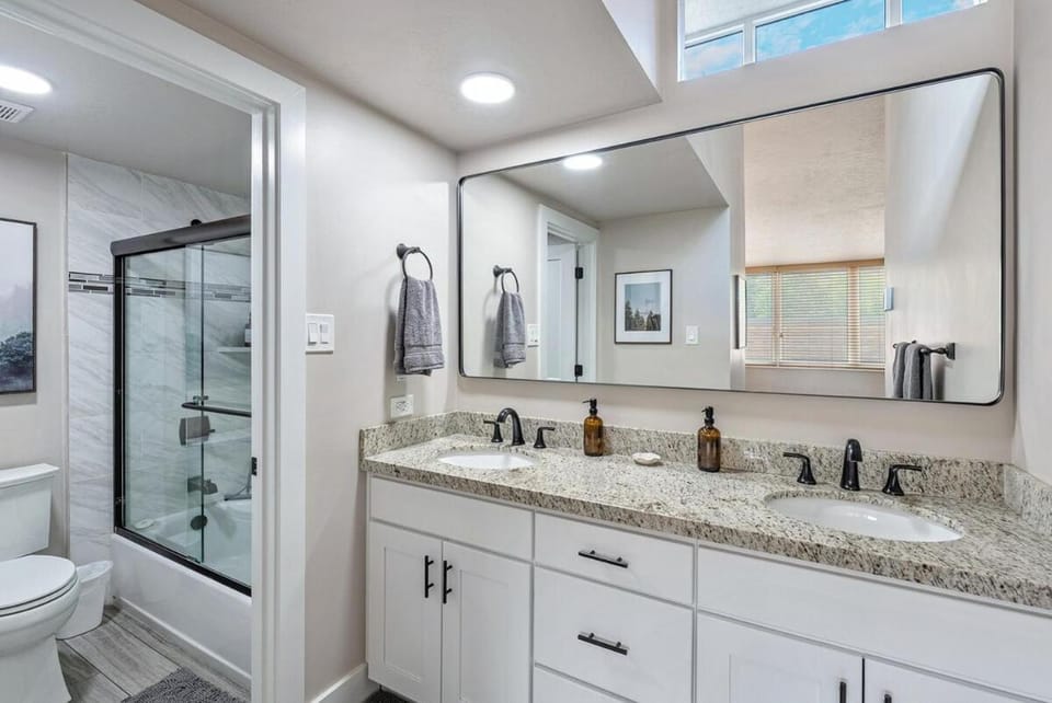 Park City Mountain Access Views 2BD 3BA Apartment in Park City