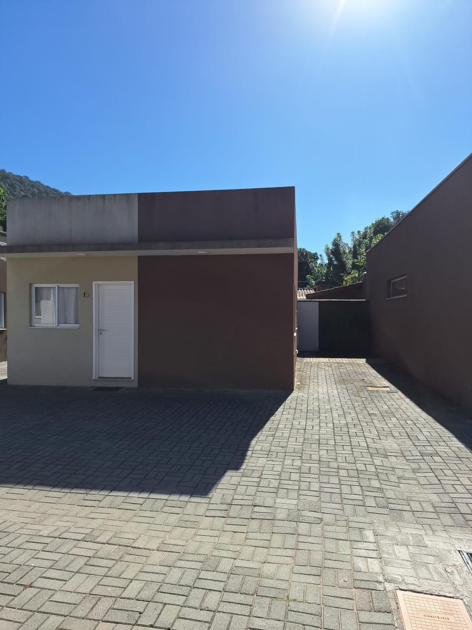 Property building, Facade/entrance