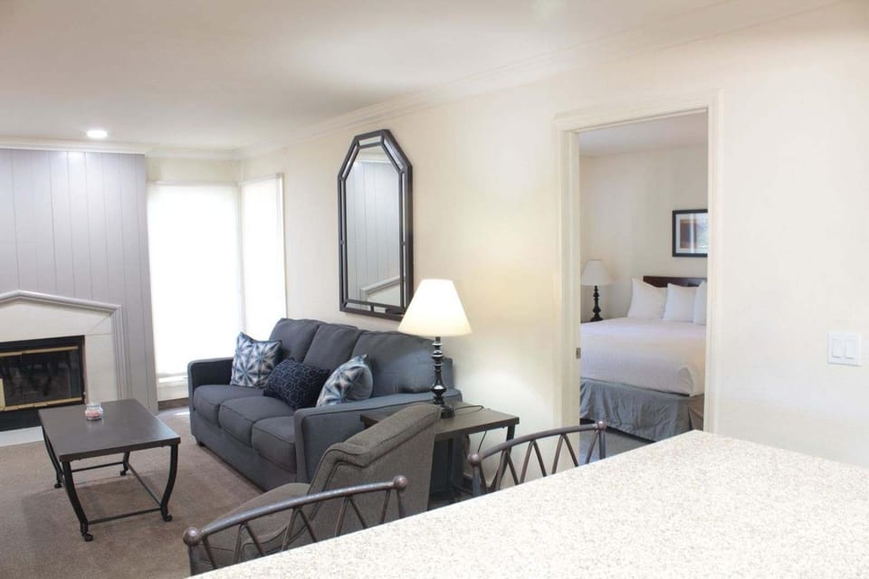 Two Bedroom First Floor Apartment in Wichita