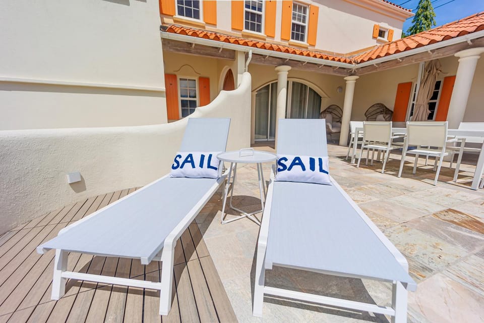 La Palma 7 Luxury Villa - Mins to Beach Villa in Lance aux Epines