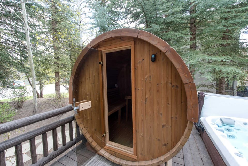 Abode at Frenchmans sauna hot tub Ketchum House in Ketchum