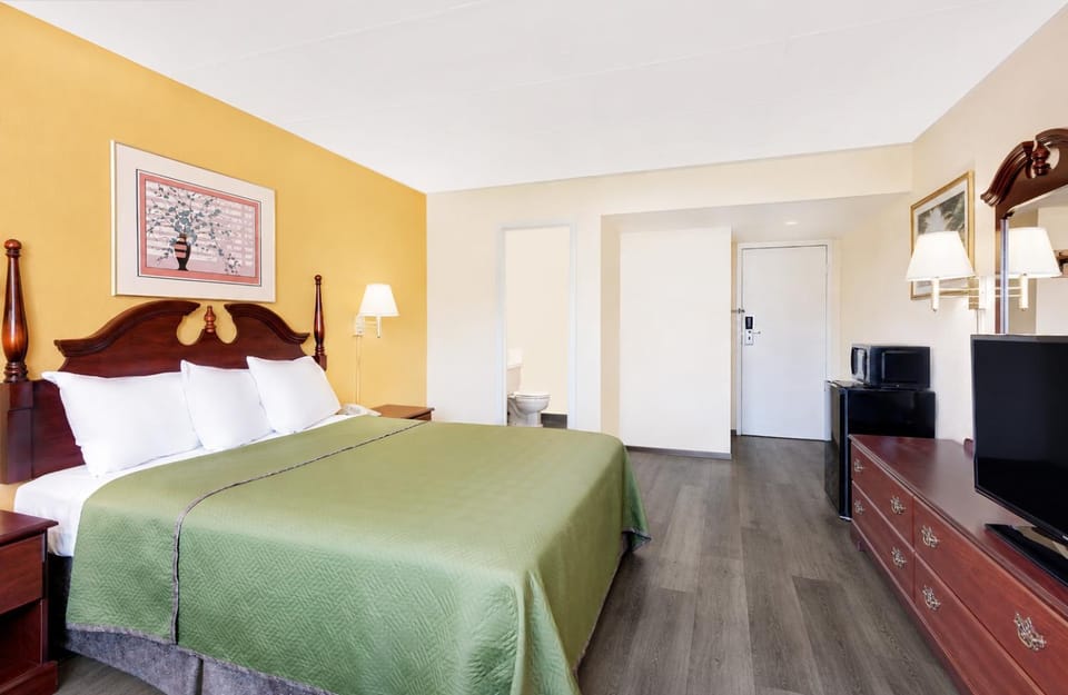 Lincoln Way Inn Hotel in Chambersburg