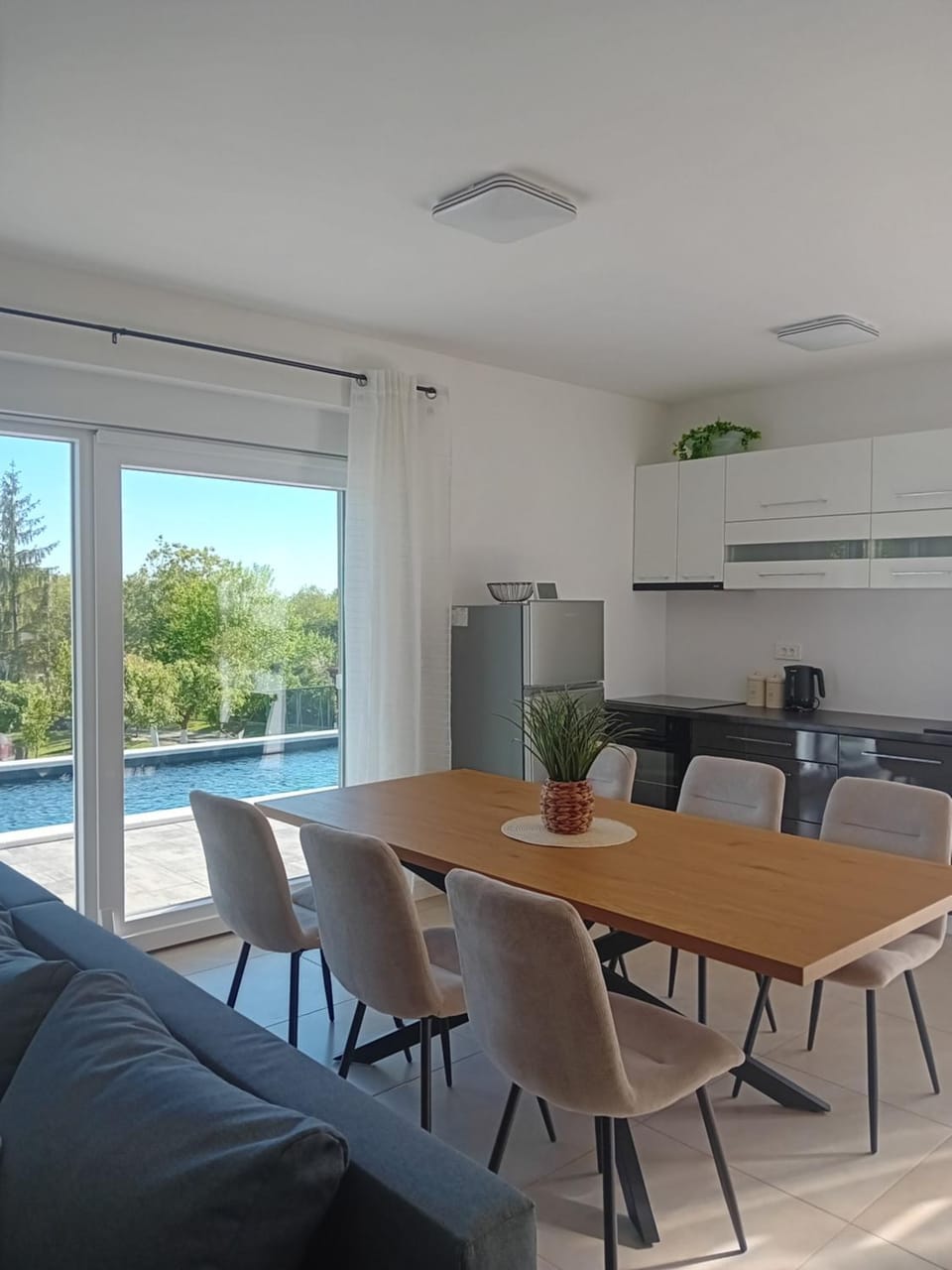 Neighbourhood, Dining area, Swimming pool, kitchen