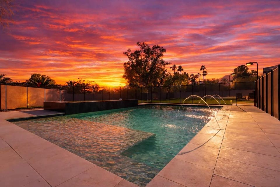 Palisade - Designer Estate - Pool & Sports Court House in Paradise Valley