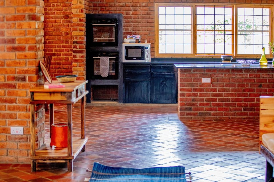 Kitchen or kitchenette, oven, stove