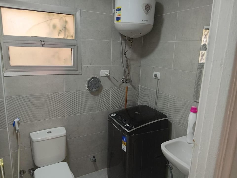 3 Bedrooms Opposite GatewayMalll 2 Masjid Rahman Apartment in New Cairo City