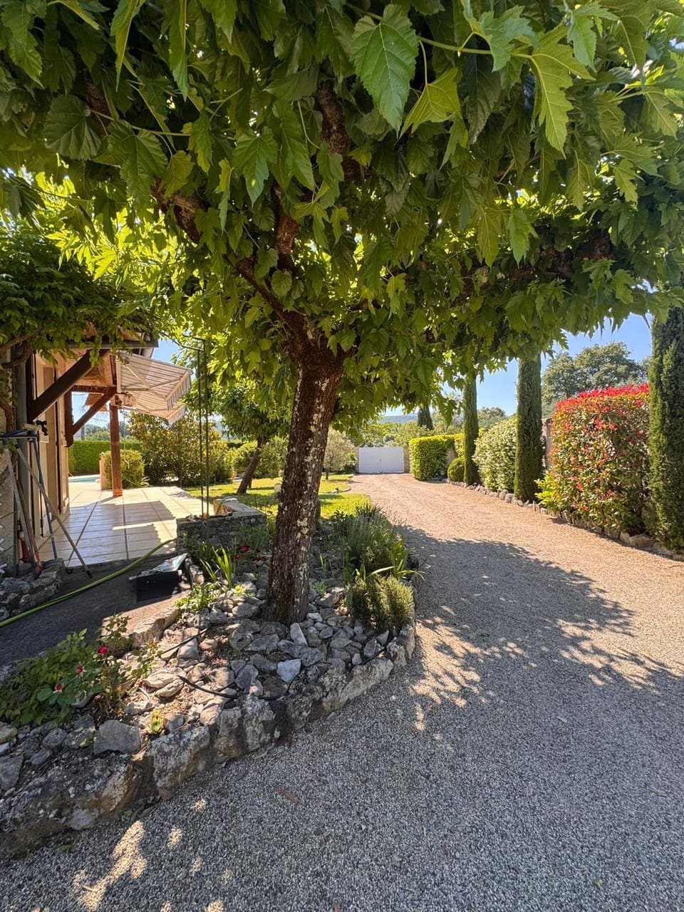 Maison avec piscine privée au cœur des Gorges Villa in Grospierres