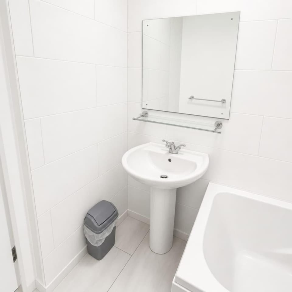 Elegant 2BR Relax & Unwind Comfort Meets Style Apartment in Preston