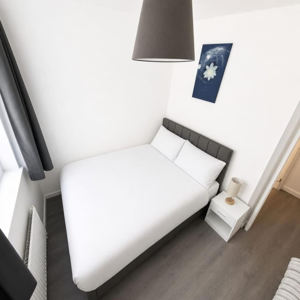 Elegant 2BR Relax & Unwind Comfort Meets Style Apartment in Preston