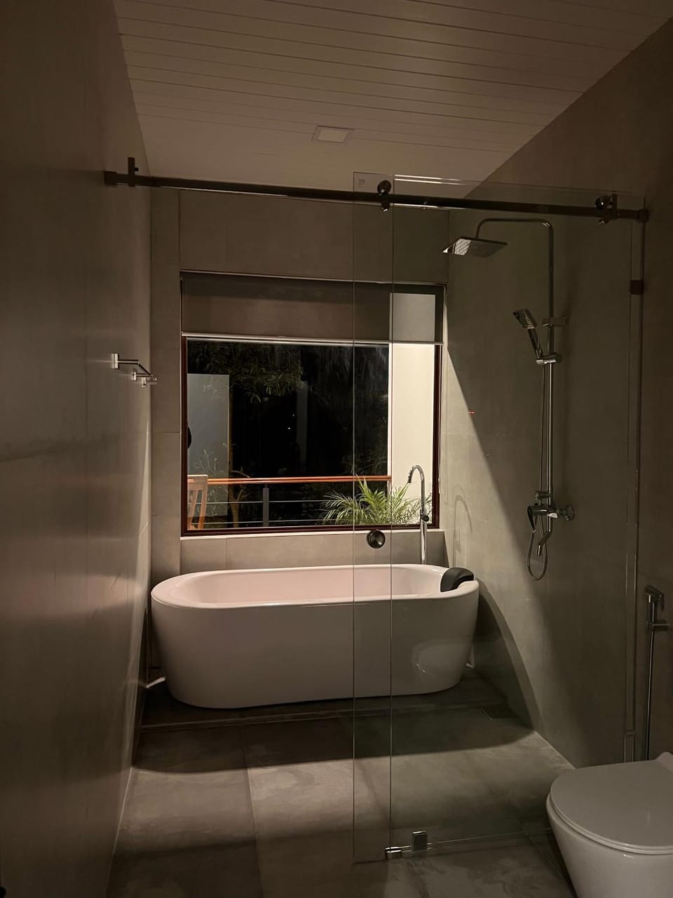 Bathroom, Bath