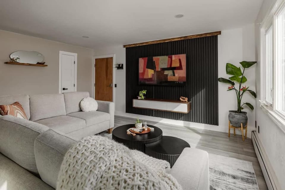 Luxe downtown paradise oasis 2br Apartment in Anchorage