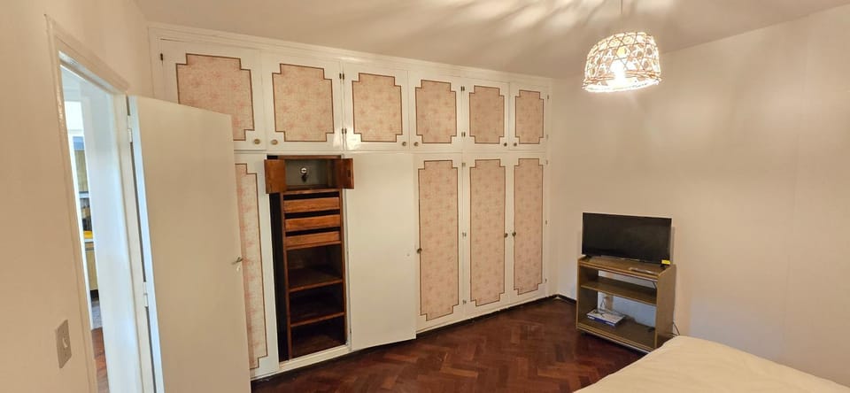 Bedroom, wardrobe