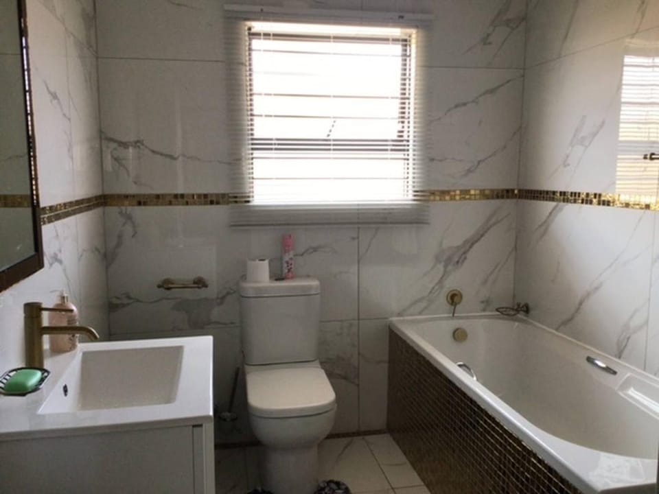 Bathroom, Bath