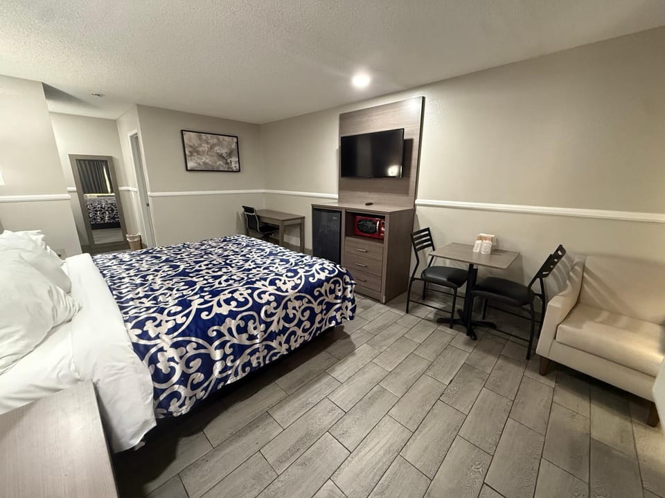 SimpleStay Suites - Downtown San Bernardino Inn in San Bernardino