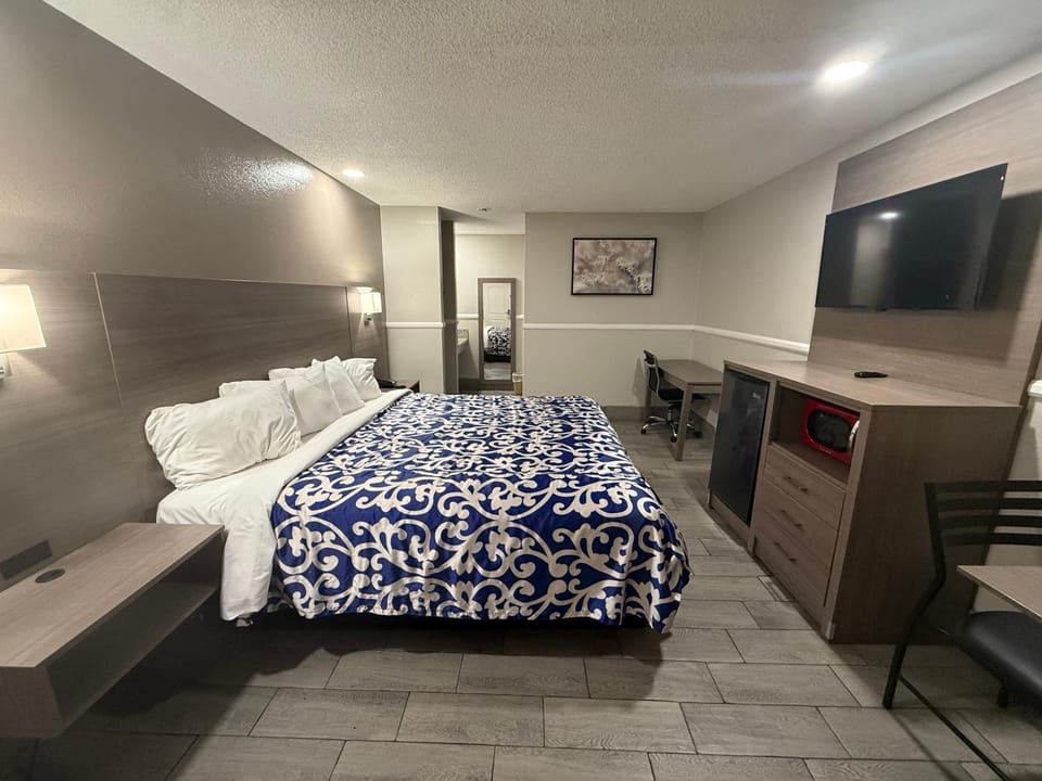 SimpleStay Suites - Downtown San Bernardino Inn in San Bernardino